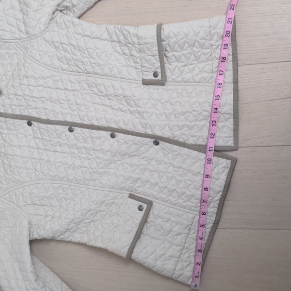 SIGRID OLSEN SPORT | Quilted Jacket | Cream Tan Trim | Size Medium - Picture 14 of 16